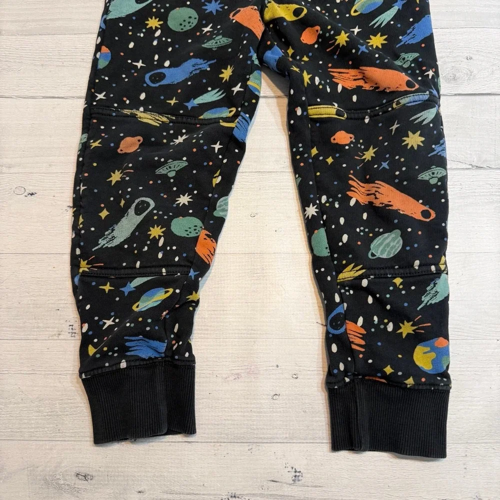 Hanna‎ Andersson French terry sweatshirt and joggers solar system space 110/5